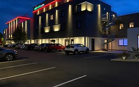 Brit Hotel Du Parc - Fougères